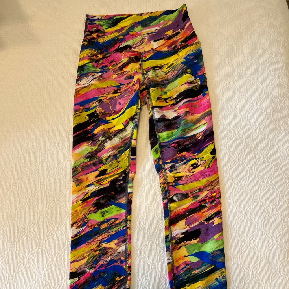 Lululemon Athletica — Wunder Train High-Rise Tight 25” (Multicolor) Size 4